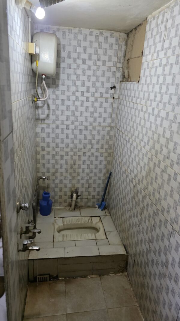 Standard Room 5 - Image 5