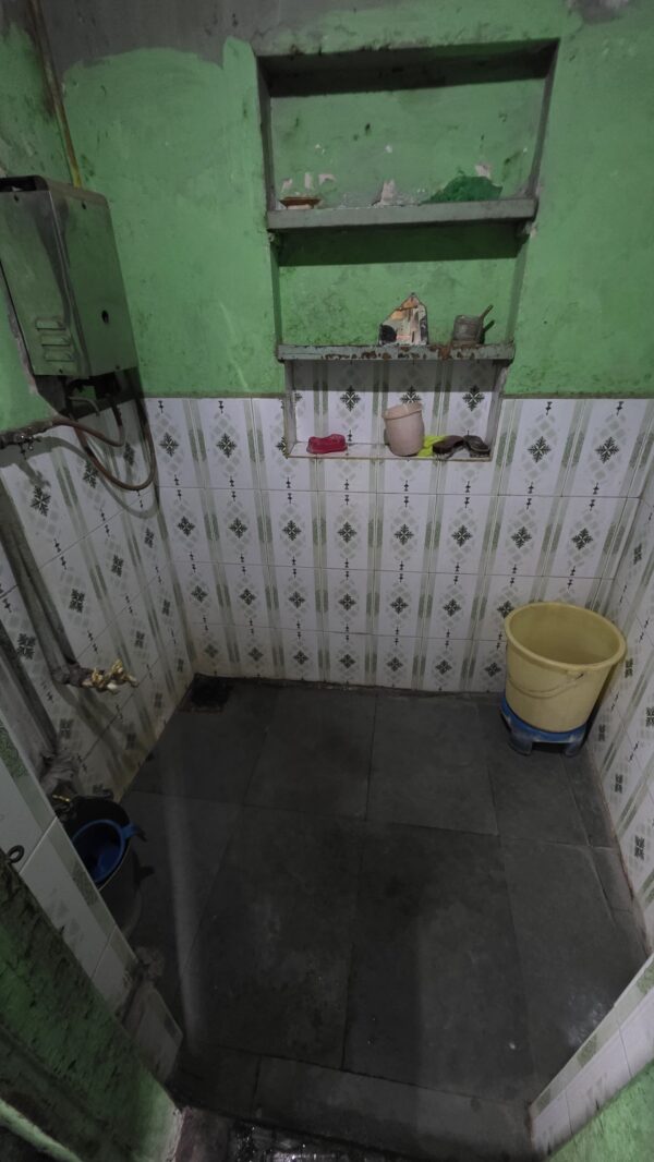 Standard Room 8 - Image 4