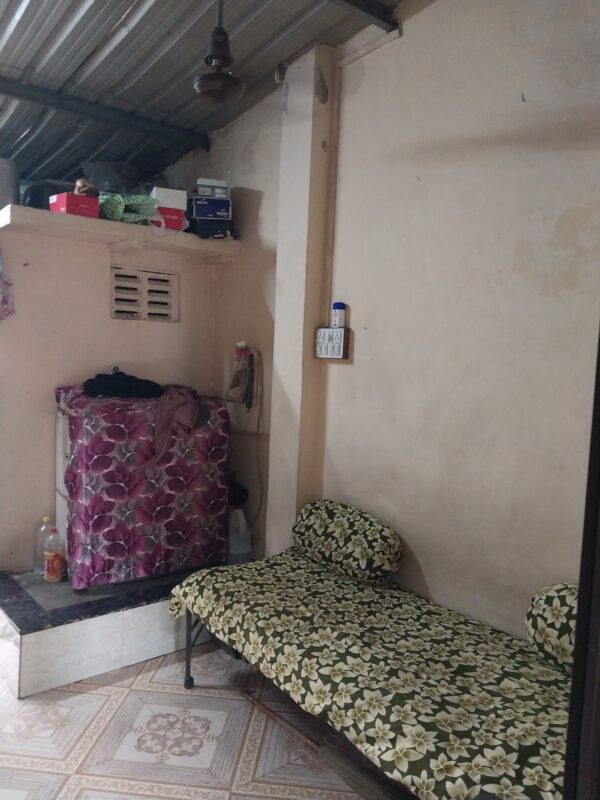 Standard Room 12 - Image 4
