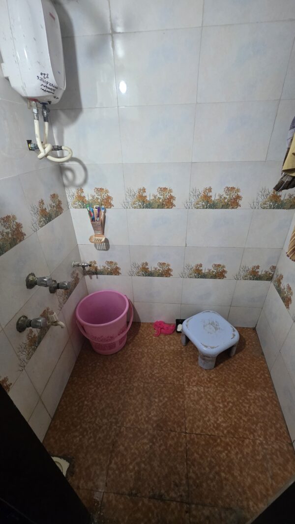 Standard Room 19 - Image 2