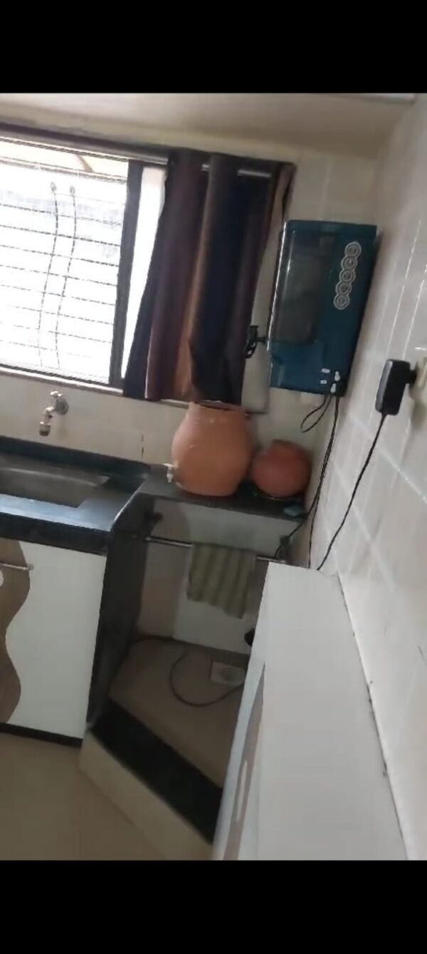 Standard Room 21 - Image 7