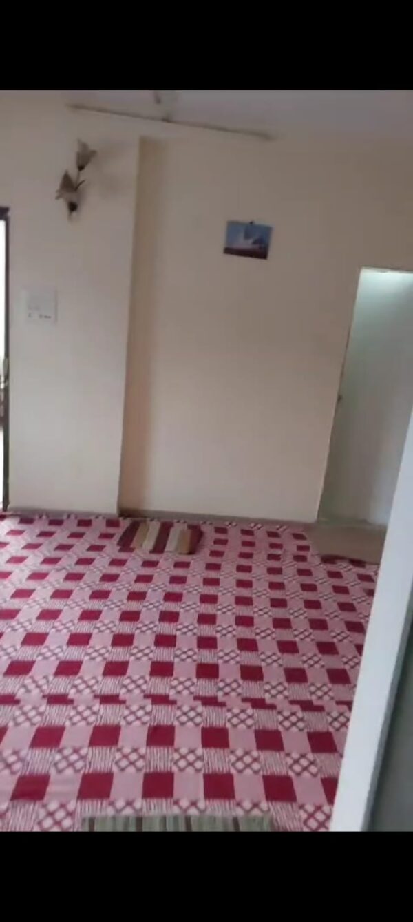 Standard Room 21 - Image 2